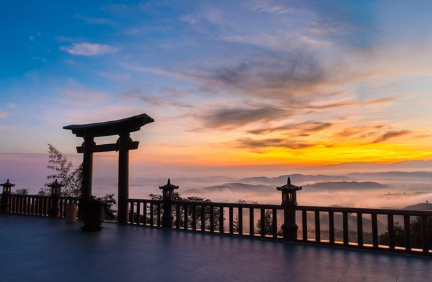 Lâm Đồng - Cổng trời Linh Quy Pháp Ấn - Ảnh 1 Lâm Đồng - Cổng trời Linh Quy Pháp Ấn - Ảnh 1