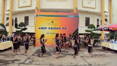 Kon Tum Đưa Cồng Chiêng Vào Trường Học Kon Tum Đưa Cồng Chiêng Vào Trường Học