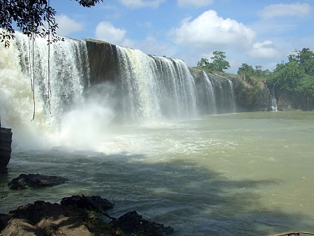 Buôn Ma Thuột – Buôn Đôn - Nhà Sàn Cổ - Trung Tâm Buôn Đôn – Thác Dray Nur | 1 ngày (VTN11) Buôn Ma Thuột – Buôn Đôn - Nhà Sàn Cổ - Trung Tâm Buôn Đôn – Thác Dray Nur | 1 ngày (VTN11)