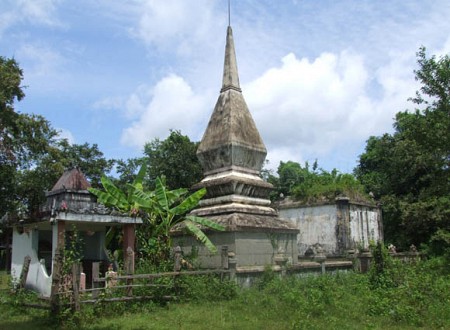 Khu Nhà Mồ Tù Trưởng Khunjunob & Rleo KNul
