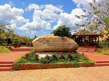 Làng Cafe Trung Nguyên