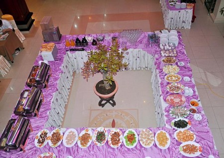 Khách Sạn Bạch Mã