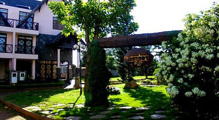 Khách Sạn Coffe Tour Resort Buôn Ma Thuột