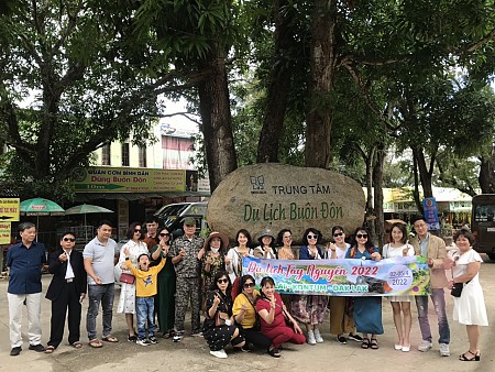 Gia Lai – Kon Tum - Tham Quan Pleiku – Buôn Mê Thuột -  Buôn Đôn - Thác Dray Nur - Hồ Lak | 30 Tháng 4