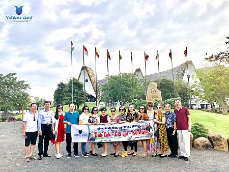 Làng cà phê  - Buôn Ako Dhong -  Hồ Lak - Núi Đá Tình Yêu - Buôn Đôn – Thác Draynur | Tết Dương Lịch 2025