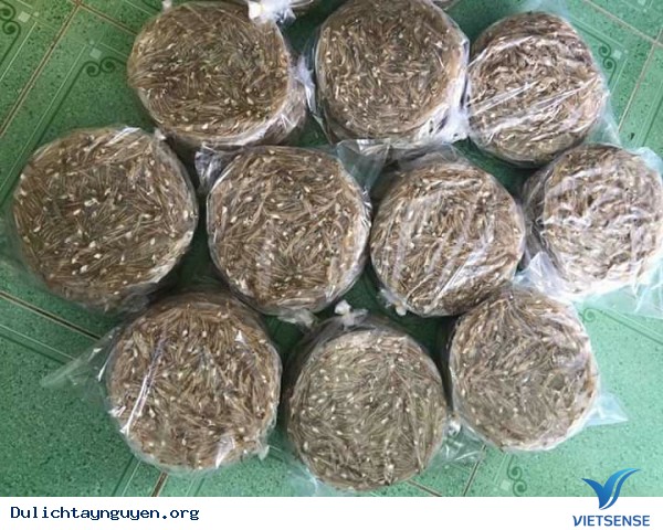 Đặc sản bánh tráng cá cơm Kon Tum - Ảnh 3