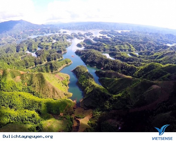 Hồ Tà Đùng – Vịnh Hạ Long của Tây Nguyên Hồ Tà Đùng – Vịnh Hạ Long của Tây Nguyên