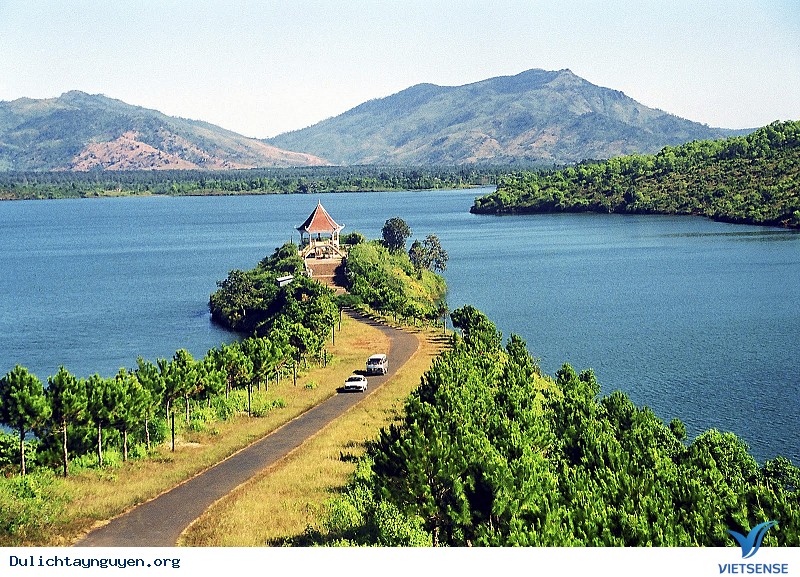 Biển Hồ- thiên đường ở Tây  Nguyên - Ảnh 4