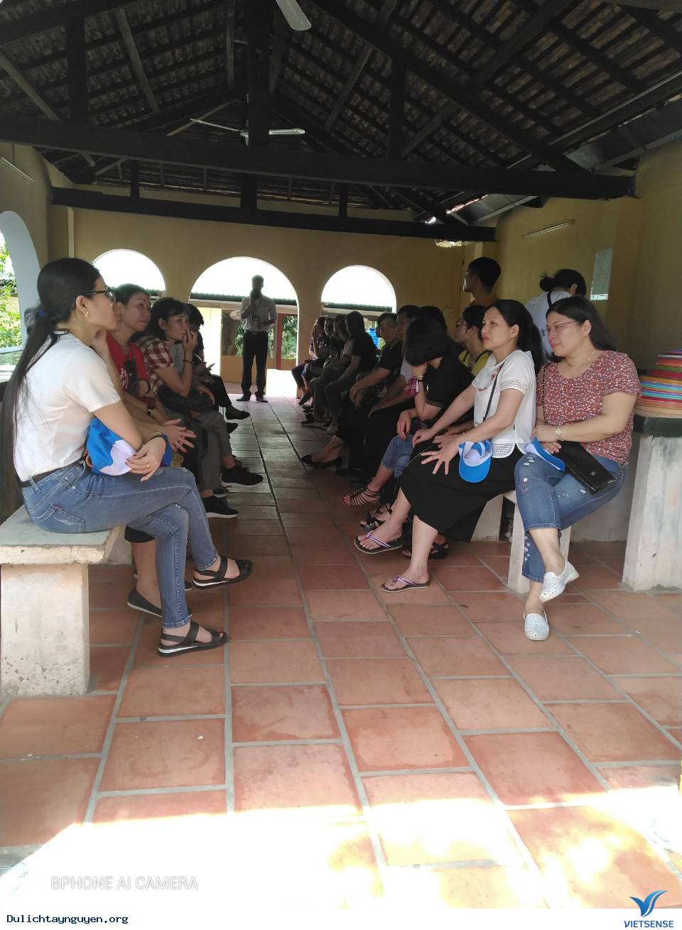 Ảnh đoàn Hà Nội - Côn Đảo - Tây Nguyên ngày 03-10/03 - Ảnh 5 Ảnh đoàn Hà Nội - Côn Đảo - Tây Nguyên ngày 03-10/03 - Ảnh 5