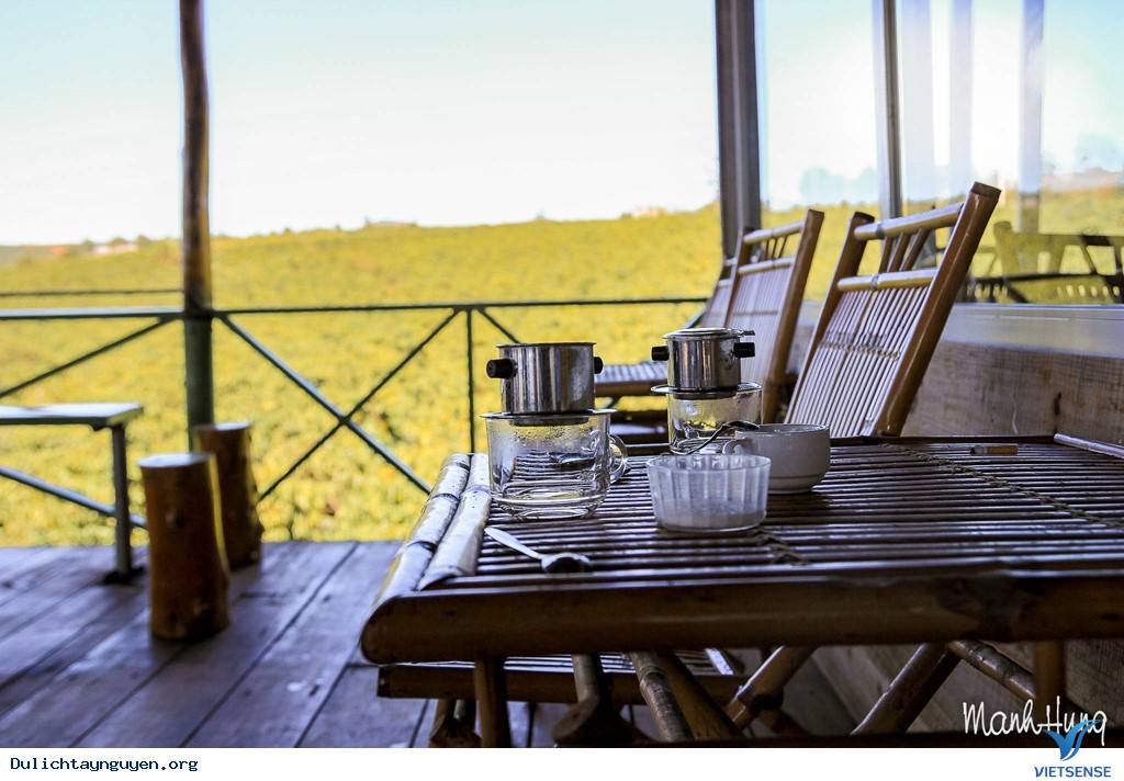 Cuộc Sống Không Vội Vã Giữa Núi Rừng Tây Nguyên - Ảnh 16