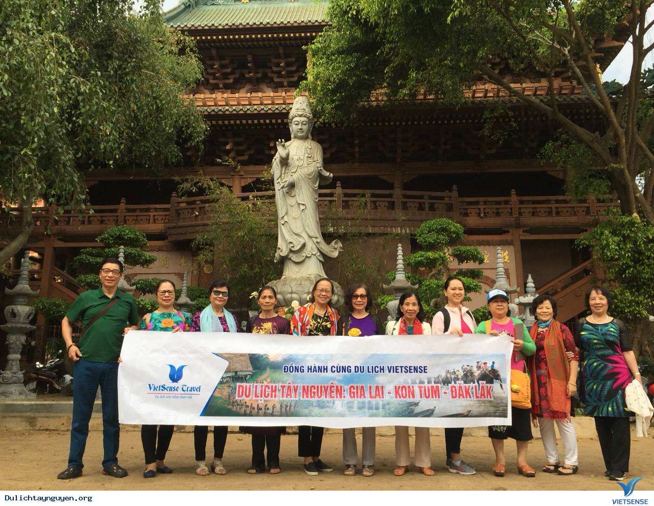 Đoàn khách ghép đến với Tây Nguyên ngày 23-26/2 - Ảnh 3