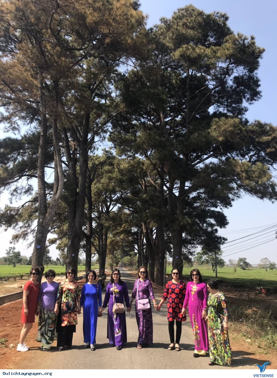 Đoàn khách khám phá Tây Nguyên - Đà Lạt 28/2 - 4/3 - Ảnh 7 Đoàn khách khám phá Tây Nguyên - Đà Lạt 28/2 - 4/3 - Ảnh 7