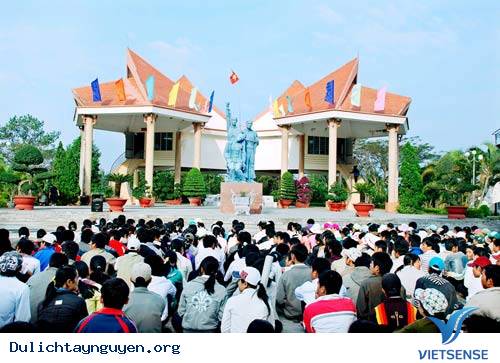 Du Lịch Kon Tum Và Những Điểm Đến Hấp Dẫn - Ảnh 8 Du Lịch Kon Tum Và Những Điểm Đến Hấp Dẫn - Ảnh 8