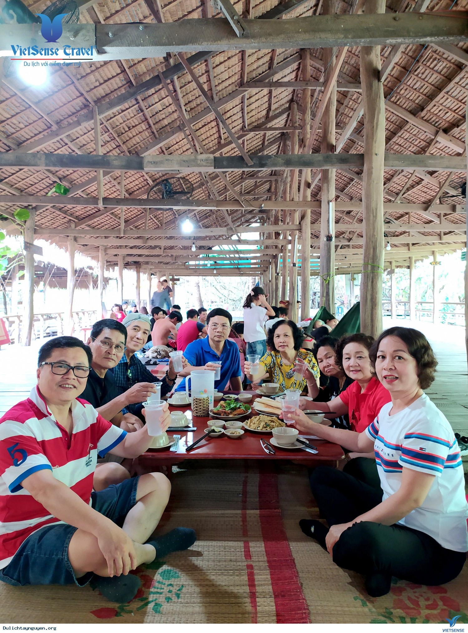 Hình ảnh đoàn tham quan 06/11 - Ảnh 8