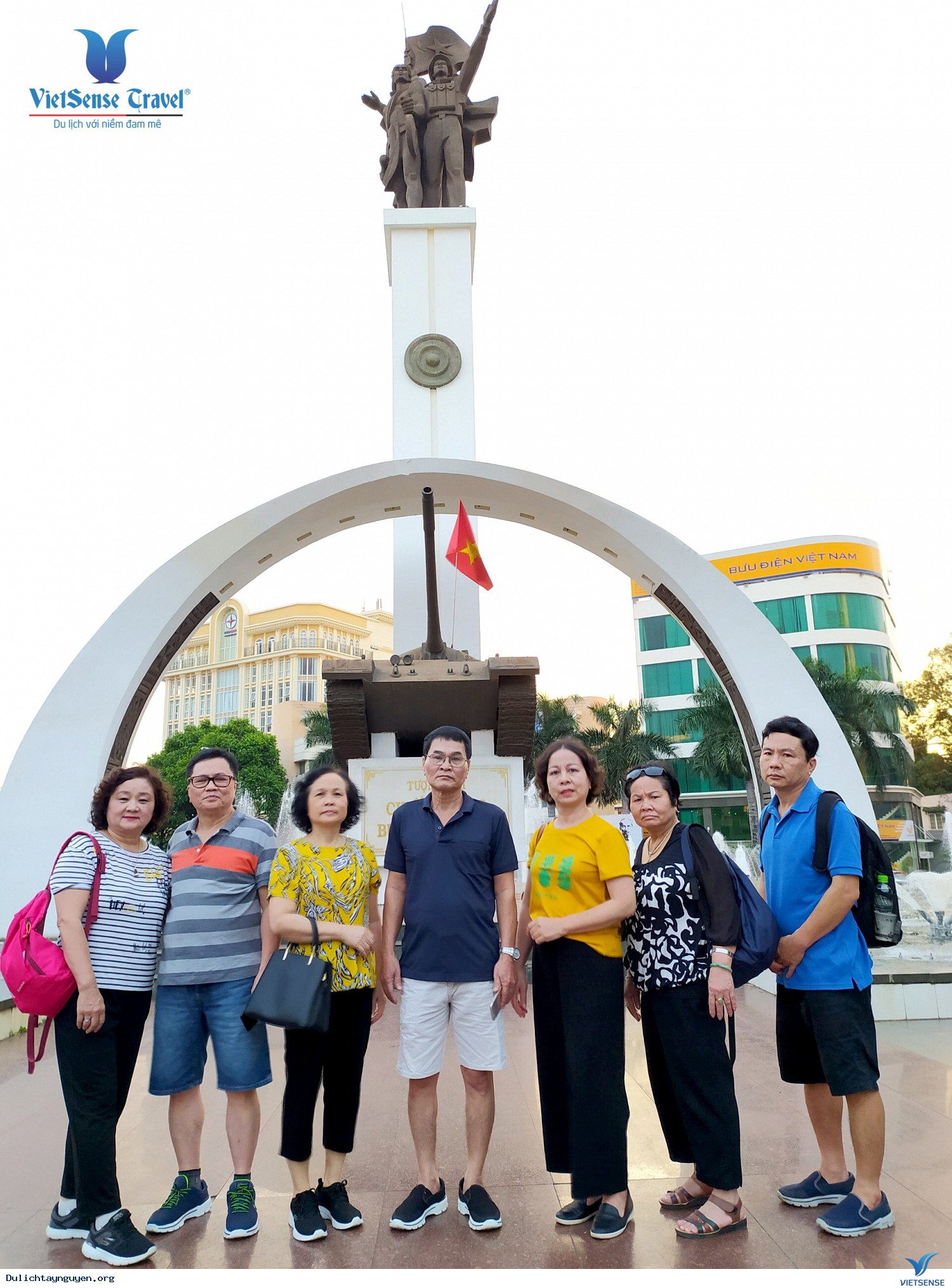 Hình ảnh đoàn tham quan 06/11 - Ảnh 3