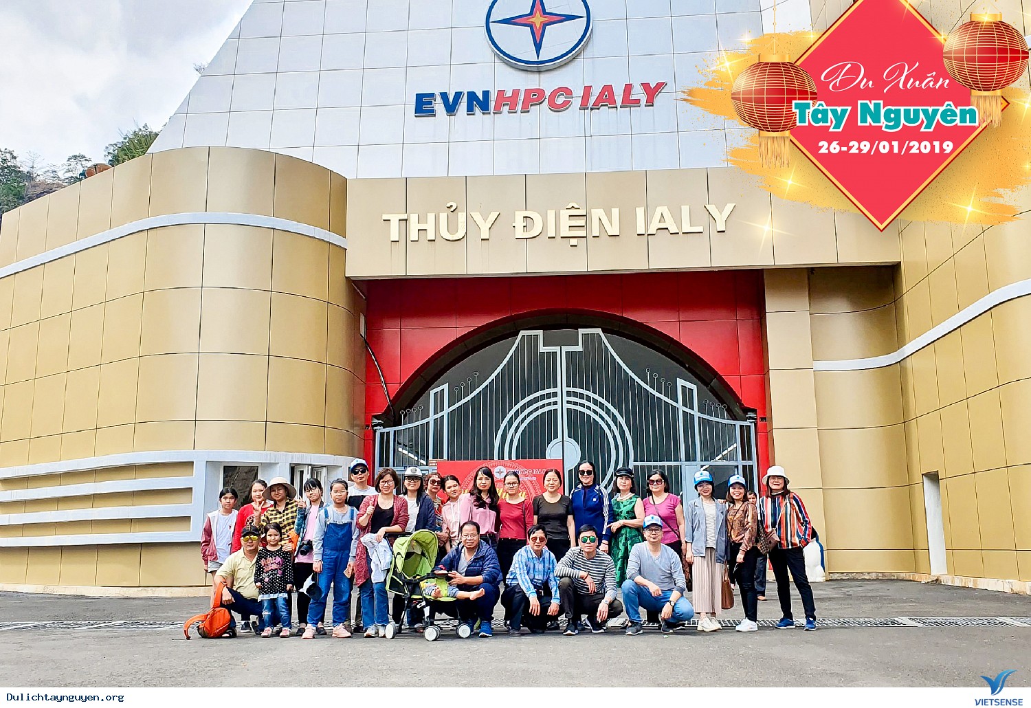 Hình ảnh đoàn khách Du Xuân Tây Nguyên - Ảnh 2 Hình ảnh đoàn khách Du Xuân Tây Nguyên - Ảnh 2