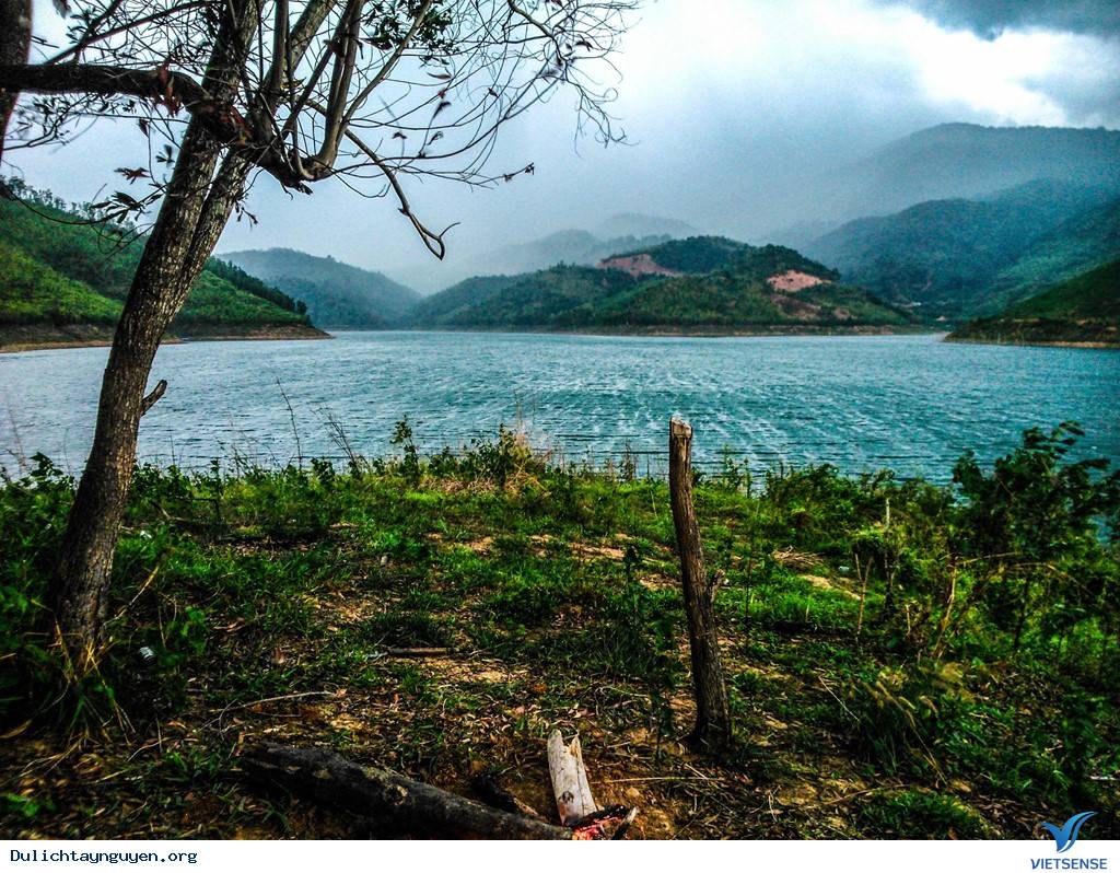 Gió Lộng, Mưa Lạnh Và Chuyến Đi Để Đời Ở Hồ Tà Đùng