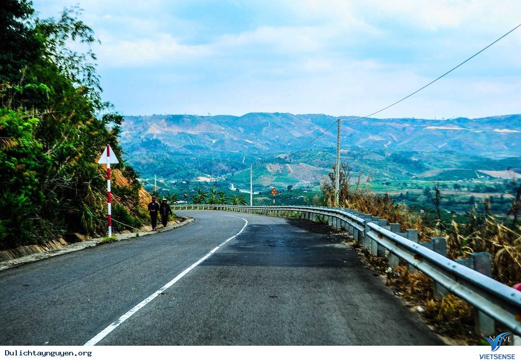 Gió Lộng, Mưa Lạnh Và Chuyến Đi Để Đời Ở Hồ Tà Đùng