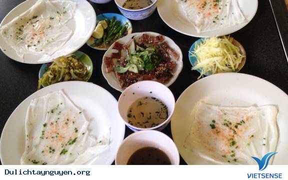 Bánh cuốn thịt nướng Buôn Ma Thuột Bánh cuốn thịt nướng Buôn Ma Thuột