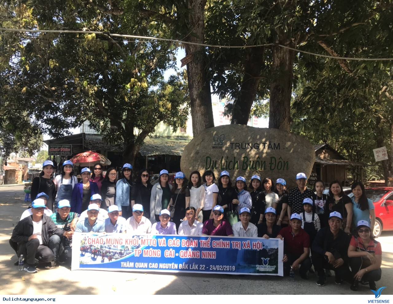 Hình ảnh đoàn Khối Mặt Trận Tổ quốc thành phố Móng Cái ngày 22 – 24/2 - Ảnh 1 Hình ảnh đoàn Khối Mặt Trận Tổ quốc thành phố Móng Cái ngày 22 – 24/2 - Ảnh 1