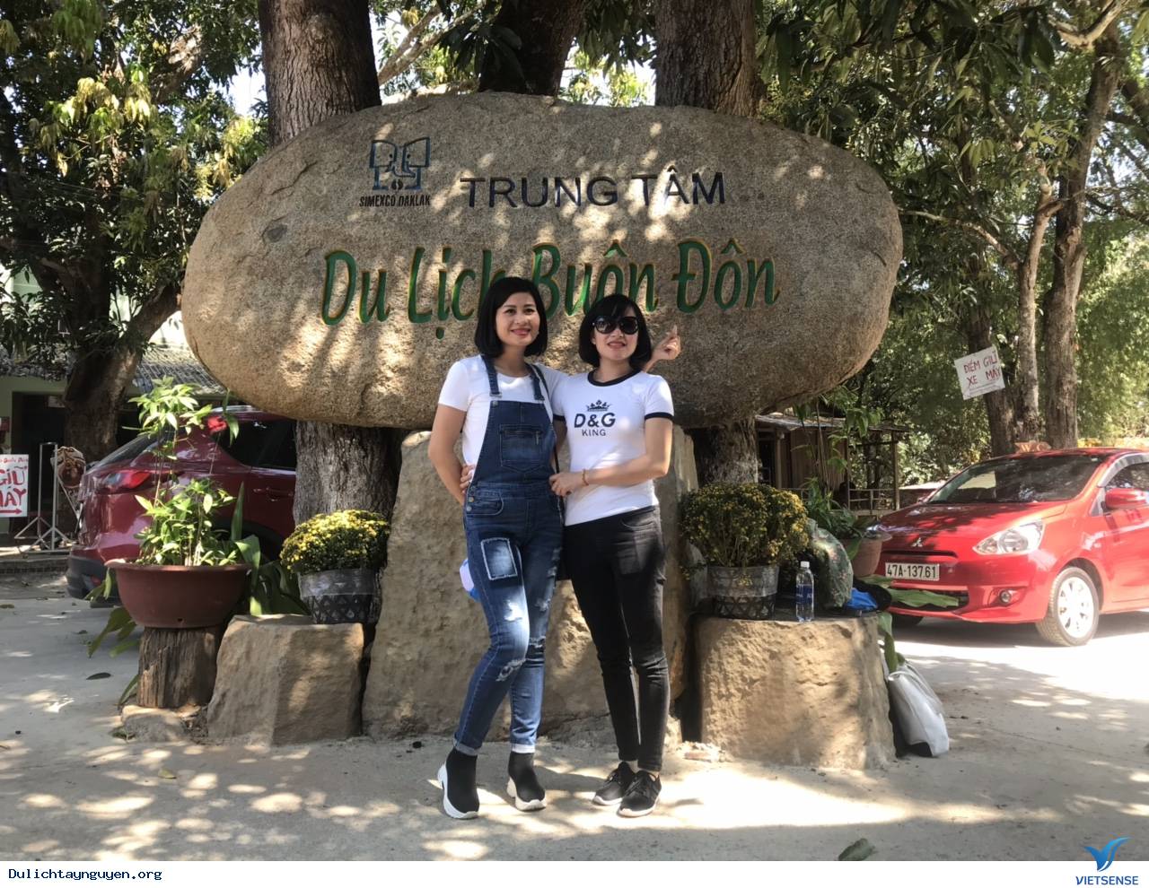 Hình ảnh đoàn Khối Mặt Trận Tổ quốc thành phố Móng Cái ngày 22 – 24/2 - Ảnh 4 Hình ảnh đoàn Khối Mặt Trận Tổ quốc thành phố Móng Cái ngày 22 – 24/2 - Ảnh 4