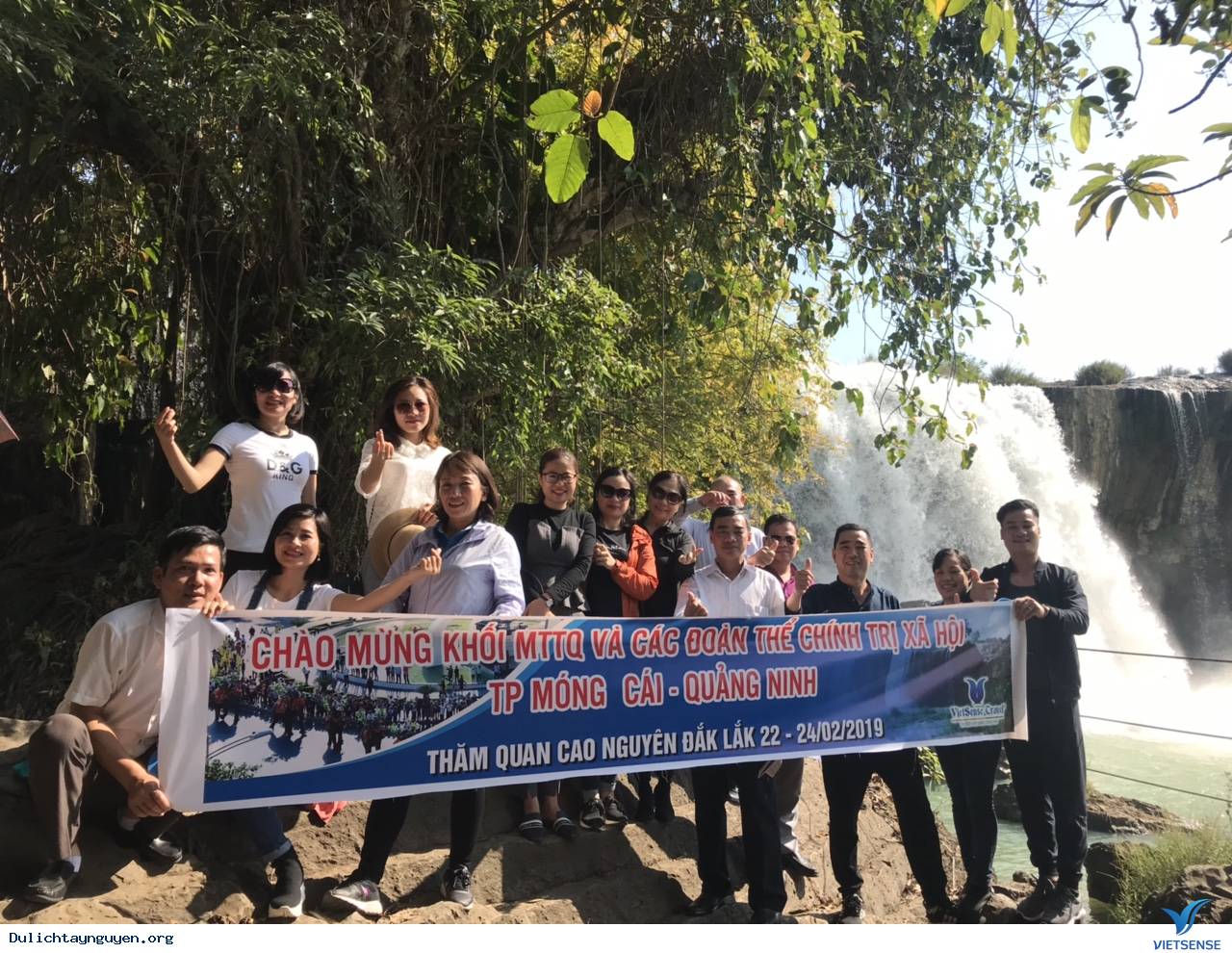 Hình ảnh đoàn Khối Mặt Trận Tổ quốc thành phố Móng Cái ngày 22 – 24/2 - Ảnh 3 Hình ảnh đoàn Khối Mặt Trận Tổ quốc thành phố Móng Cái ngày 22 – 24/2 - Ảnh 3