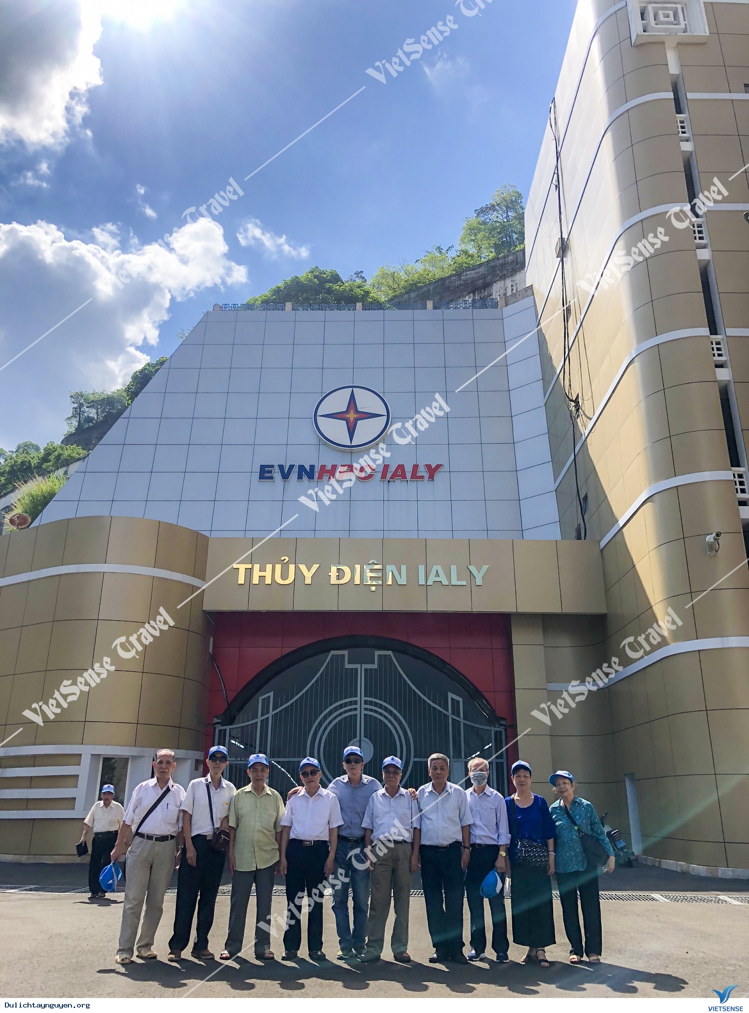 Hình Ảnh Đoàn Cựu Sinh Viên Trường ĐH Bách Khoa - Ảnh 6 Hình Ảnh Đoàn Cựu Sinh Viên Trường ĐH Bách Khoa - Ảnh 6