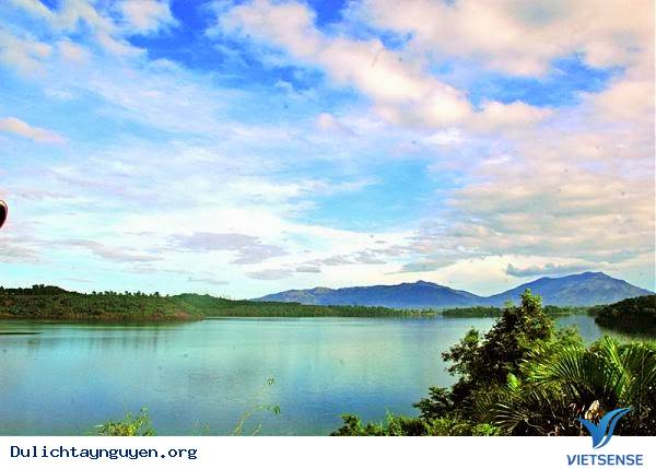 Nét Quyến Rũ Hồ TNưng - Ảnh 3 Nét Quyến Rũ Hồ TNưng - Ảnh 3