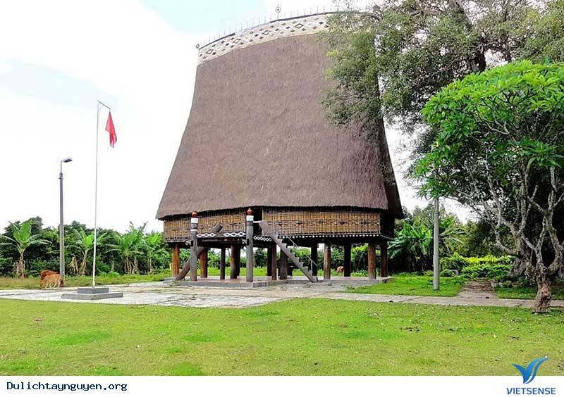 Nhà rông Kon Klor tại Tây Nguyên - Ảnh 1 Nhà rông Kon Klor tại Tây Nguyên - Ảnh 1