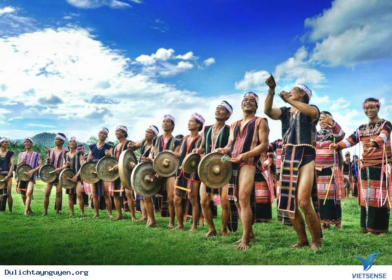 Tây Nguyên Sẵn Sàng Cho Lễ Hội Văn Hóa Cồng Chiêng - Ảnh 1 Tây Nguyên Sẵn Sàng Cho Lễ Hội Văn Hóa Cồng Chiêng - Ảnh 1