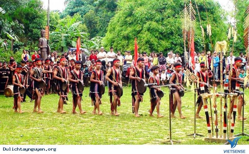 Cồng chiêng không chỉ là hoạt động văn hóa Cồng chiêng không chỉ là hoạt động văn hóa