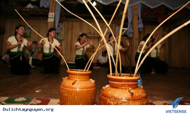 RƯỢU CẦN - Ảnh 1 RƯỢU CẦN - Ảnh 1