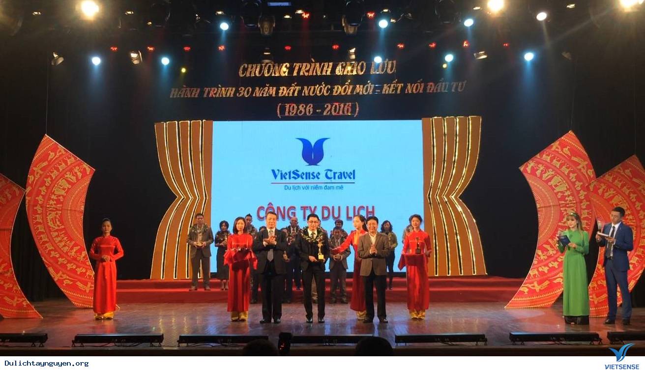 VietSense Travel: Chặng đường 9 năm và những giải thưởng danh giá - Ảnh 3 VietSense Travel: Chặng đường 9 năm và những giải thưởng danh giá - Ảnh 3