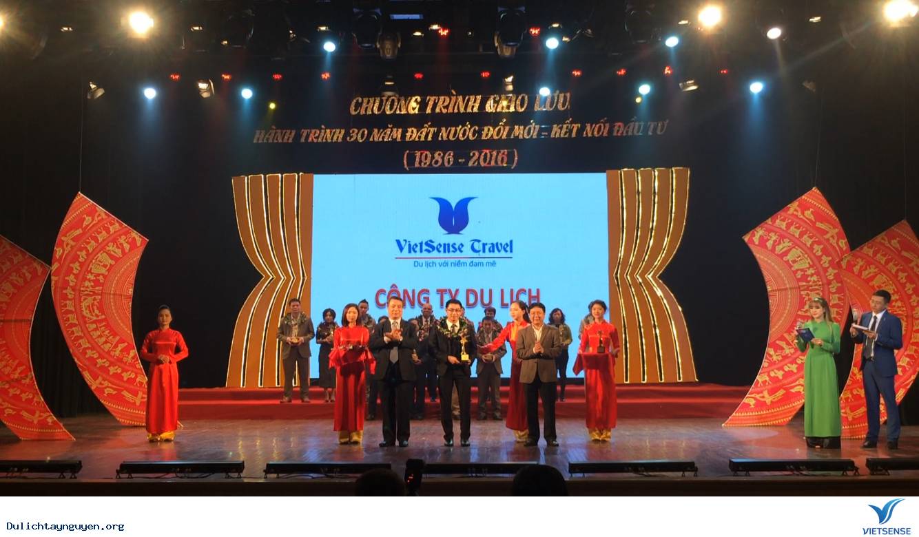 Vietsense Travel Đón Nhận Vinh Danh Top 100 Sản Phẩm - Dịch Vụ Chất Lượng Cao Asean - Ảnh 2 Vietsense Travel Đón Nhận Vinh Danh Top 100 Sản Phẩm - Dịch Vụ Chất Lượng Cao Asean - Ảnh 2